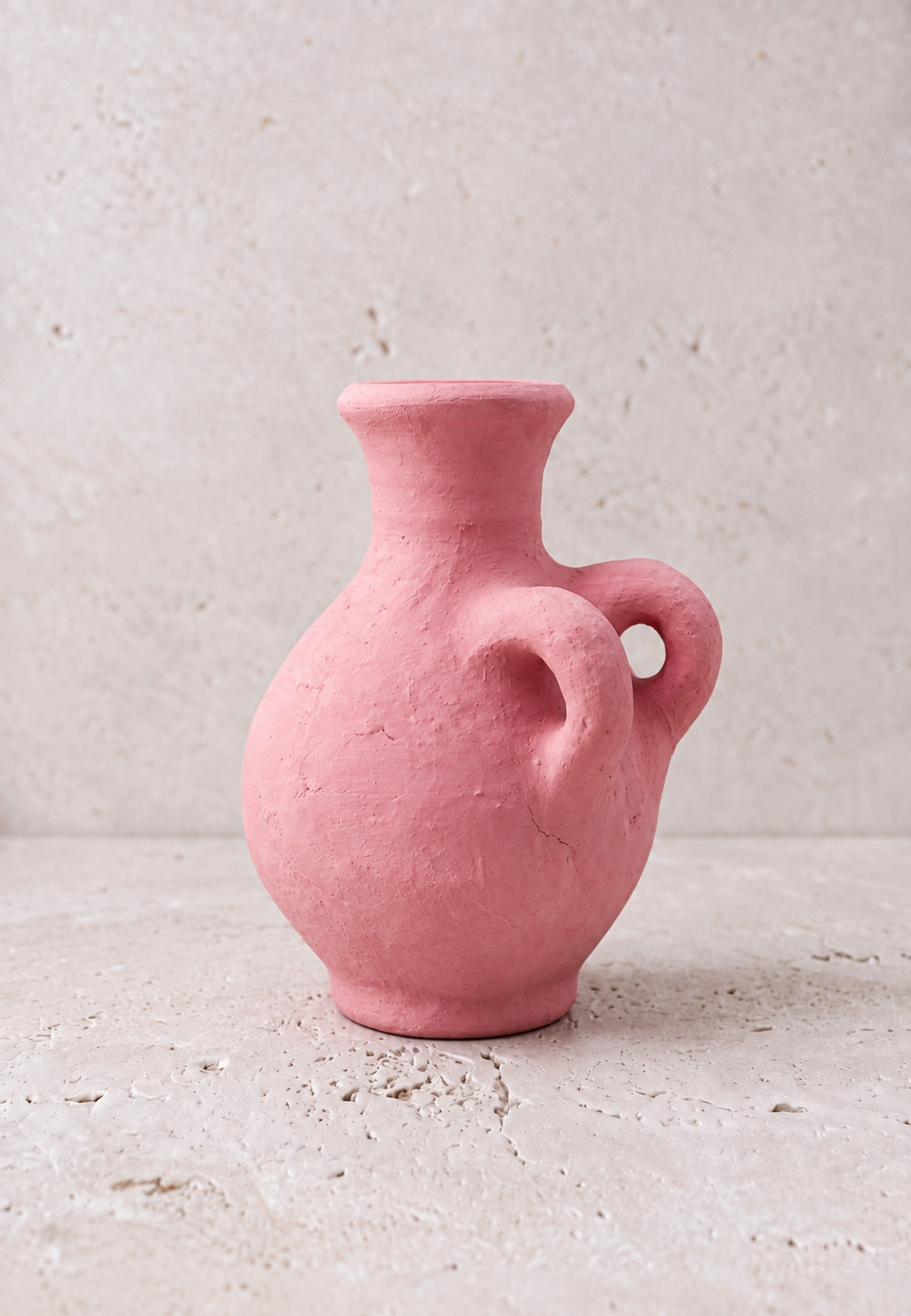 Vaso anfora rosa Coral di Casarin, ceramica opaca con due piccole anse